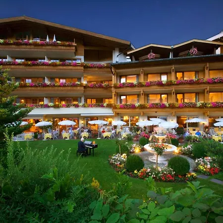 Salzburgerhof, 5-sterne Von Zell Am 滨湖采尔