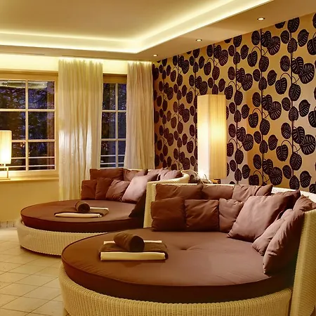 Salzburgerhof, 5-sterne Von Zell Am 5* ツェル アム ゼー