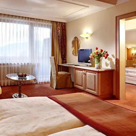 Hotell Salzburgerhof, 5-sterne Von Zell Am Zell am See