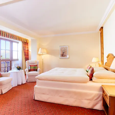 Salzburgerhof, 5-sterne Von Zell Am 5* ツェル アム ゼー