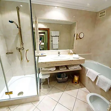 Otel Salzburgerhof, 5-sterne Von Zell Am 5*