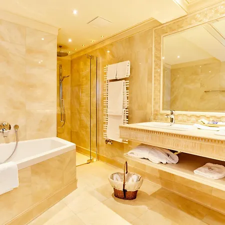 Salzburgerhof, 5-sterne Von Zell Am 5* Zell am See
